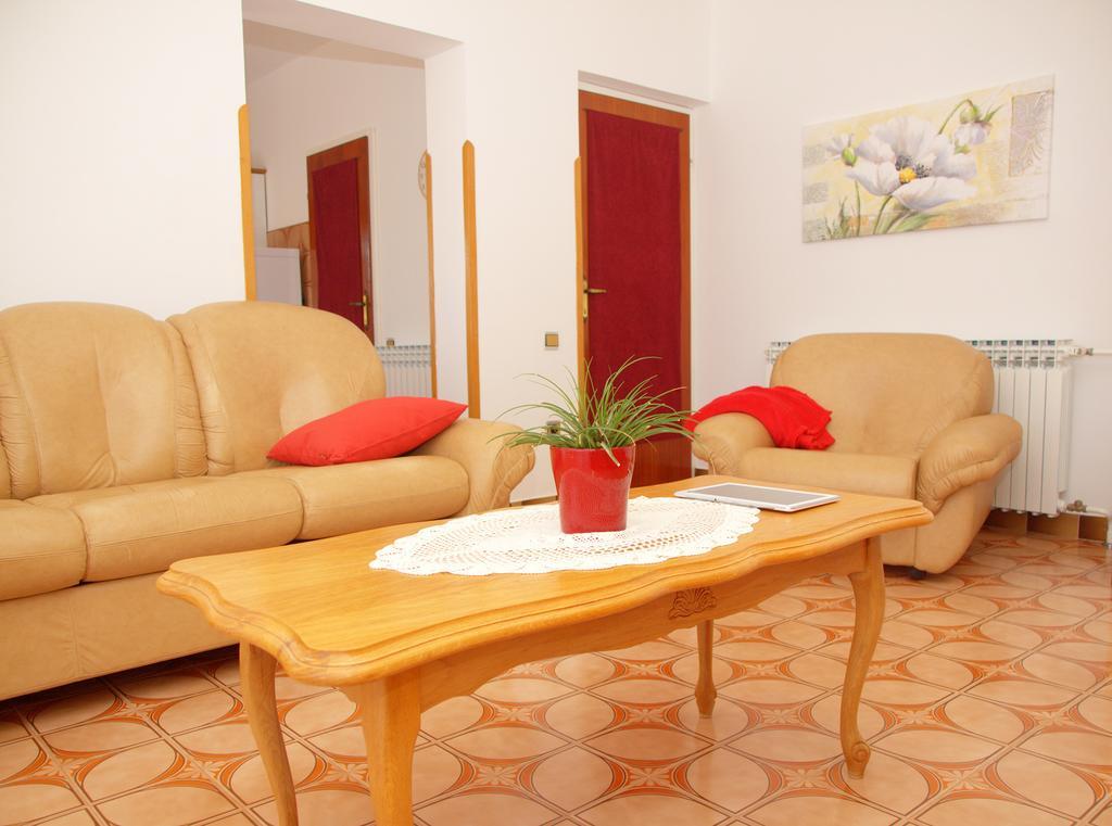Taja Apartment Liznjan