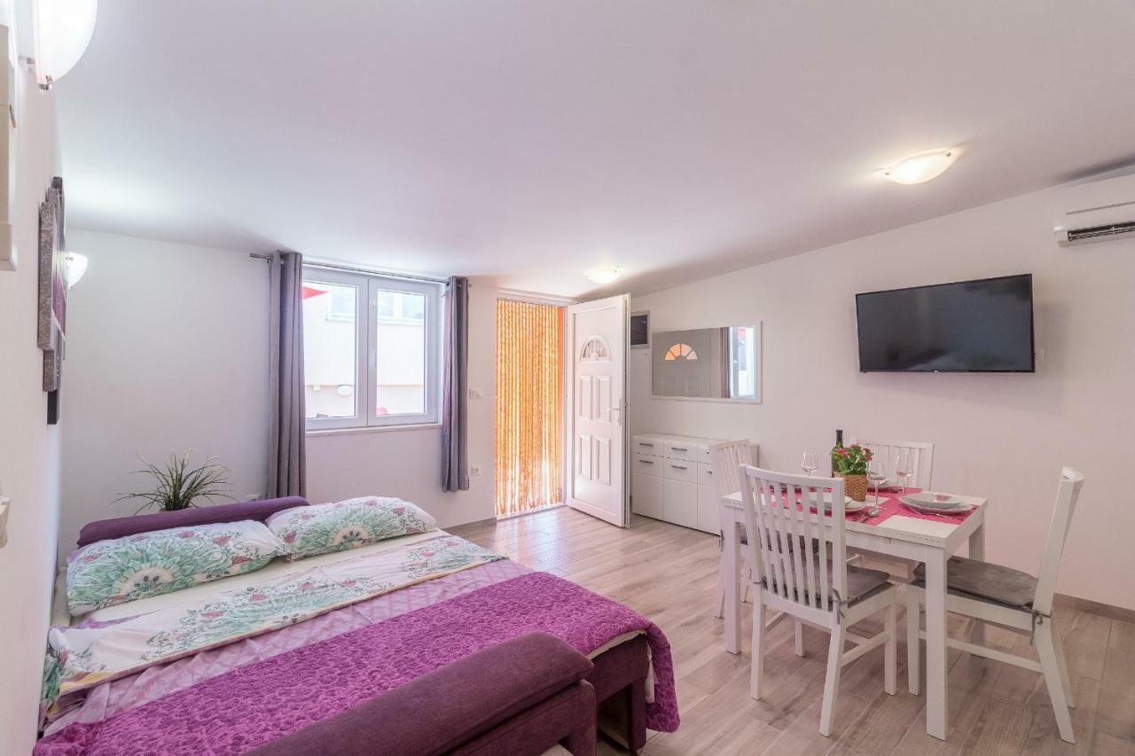 Taja Apartment Liznjan