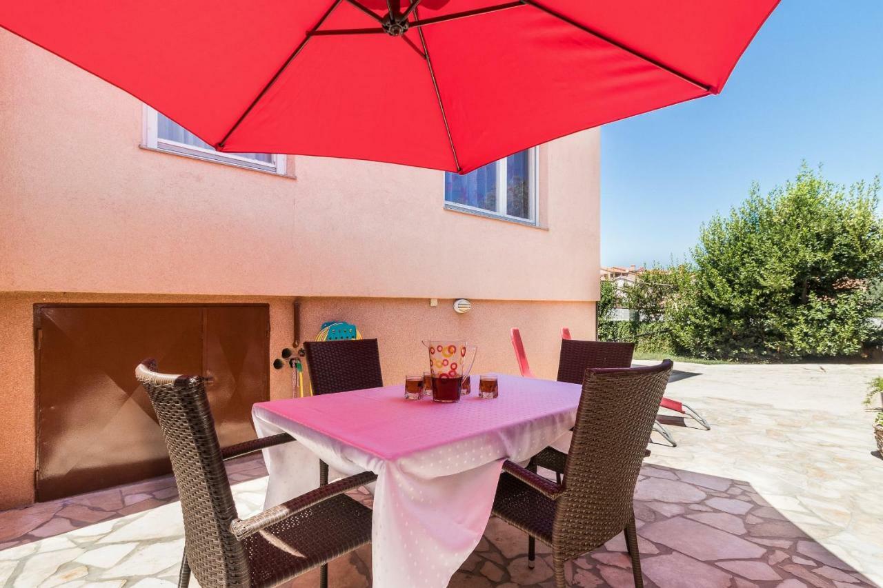 Taja Apartment *